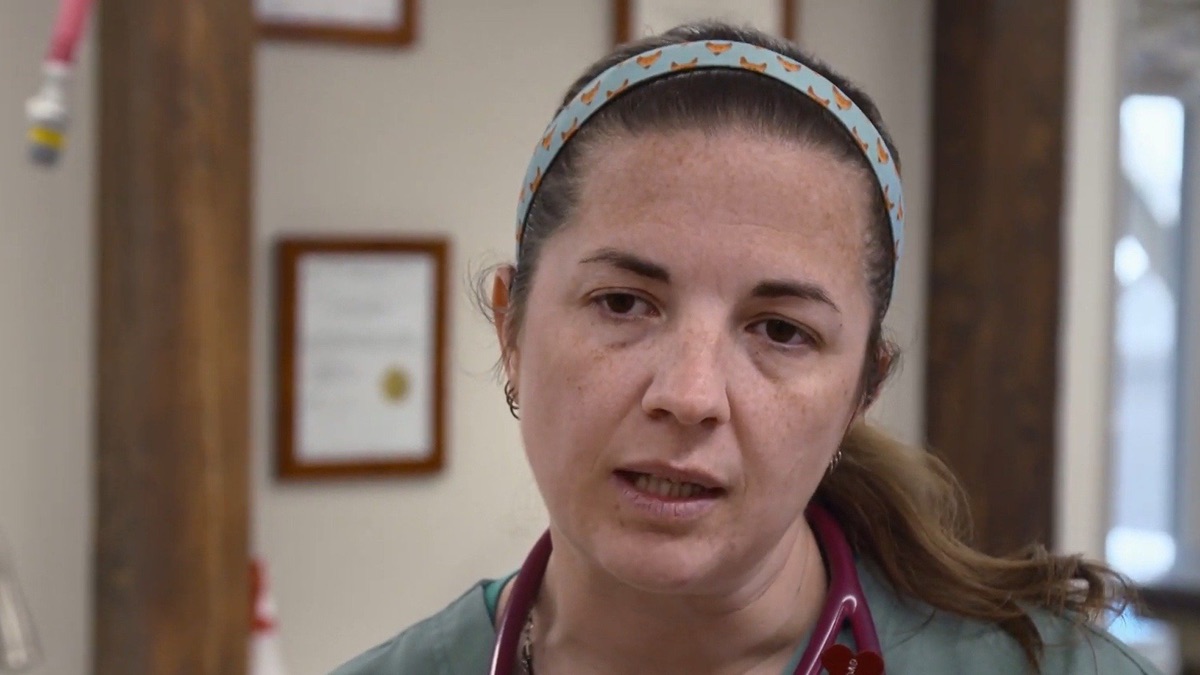 A Raccoon, A Ring and Four Rescues Hope for Wildlife (Season 10