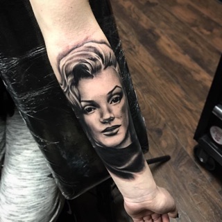 White Raven Tattoo photo 5