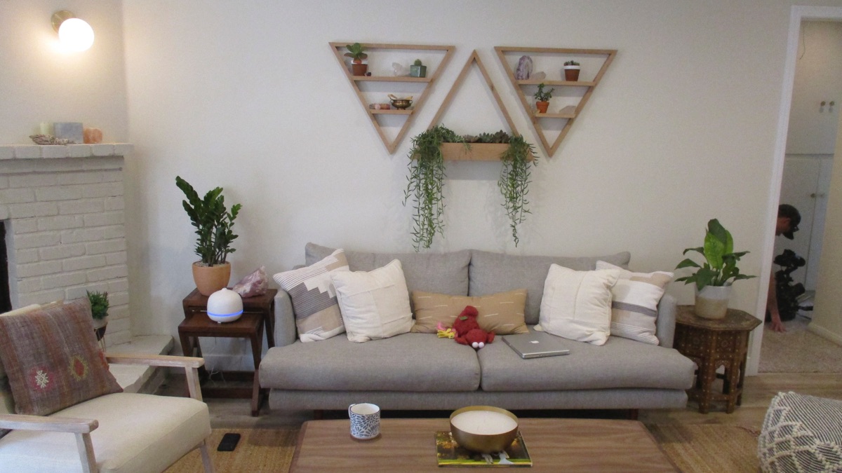 A Groovy Kind of Reno House Hunters International Renovation (Series