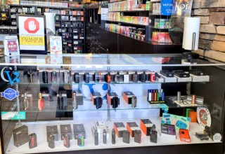 Centennial Vapor @ DTC in Centennial, CO United States - Apple Maps