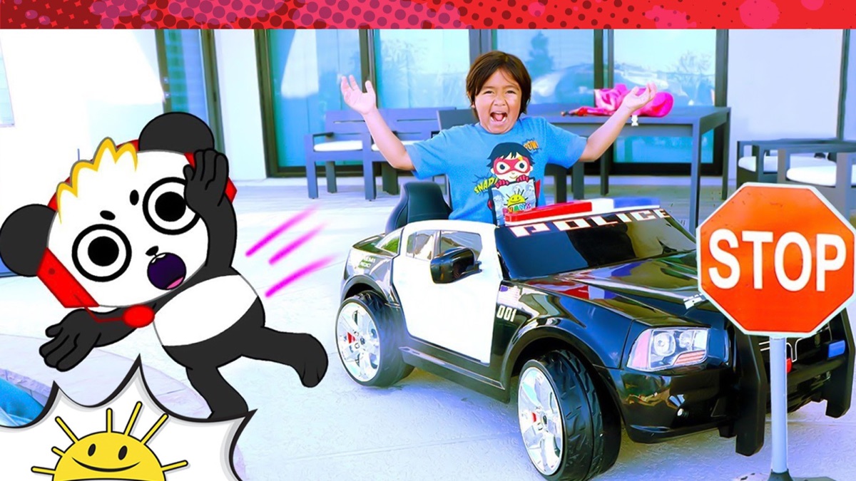 Ryanâ€™s Pretend Play With Traffic Signs! - Ryan's World (Season 10 ...