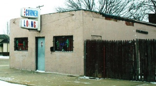 Corner Lounge