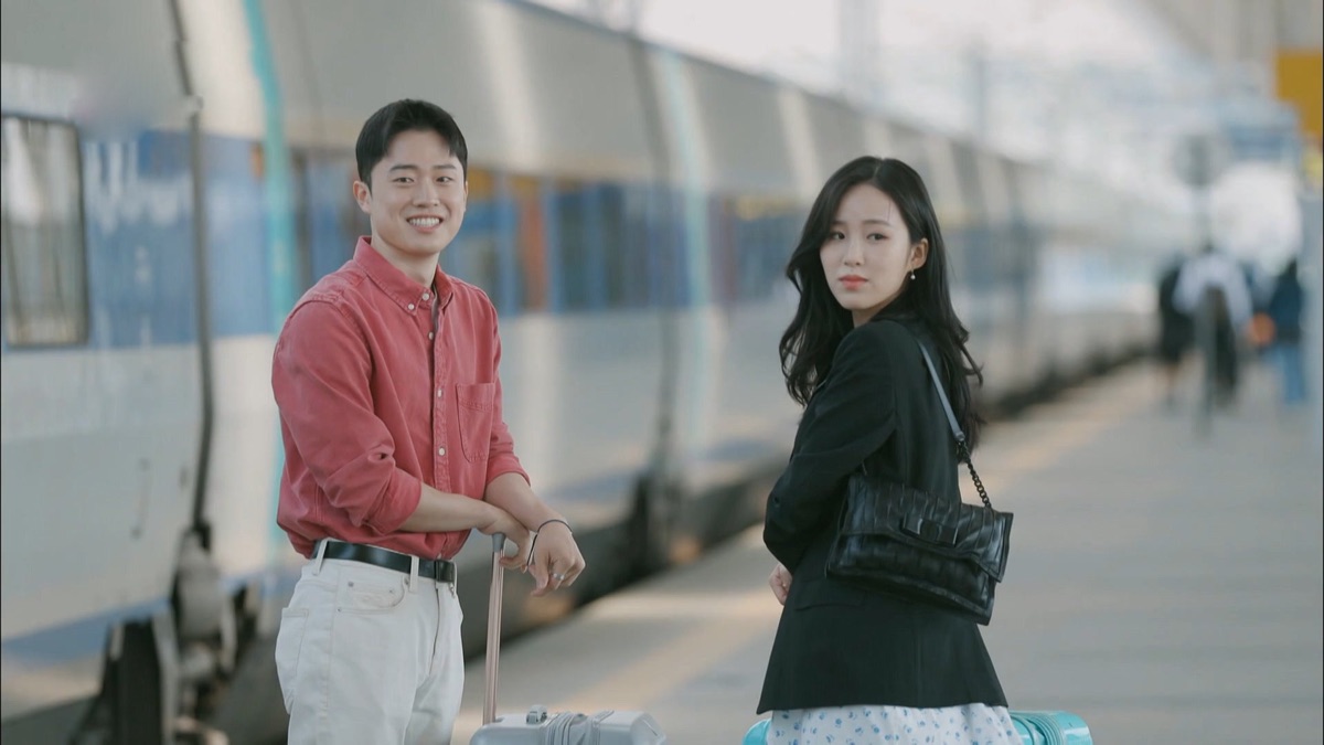 ‎Episode 1 – Between Love and Friendship (Season 1, Episode 101 ...