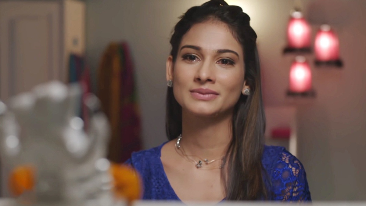 ‎Rajiv Forces Maya To Come To His House - Beyhadh (Series 1, Episode ...