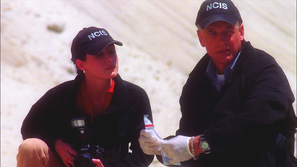 O Elo Mais Fraco - NCIS (Temporada 1, Episódio 22) - Apple TV (BR)