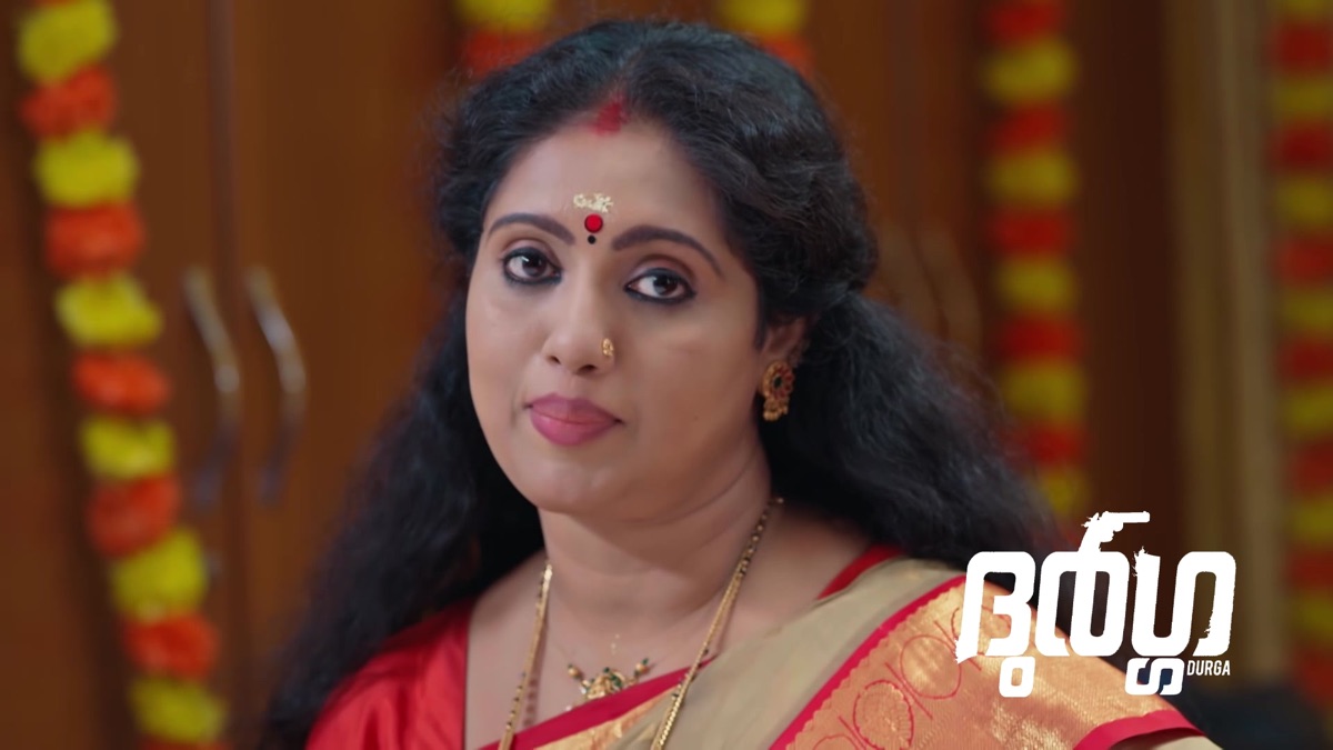 ‎Kiran Steps In to Collect Devan's Gift - Durga (Series 1, Episode 23 ...