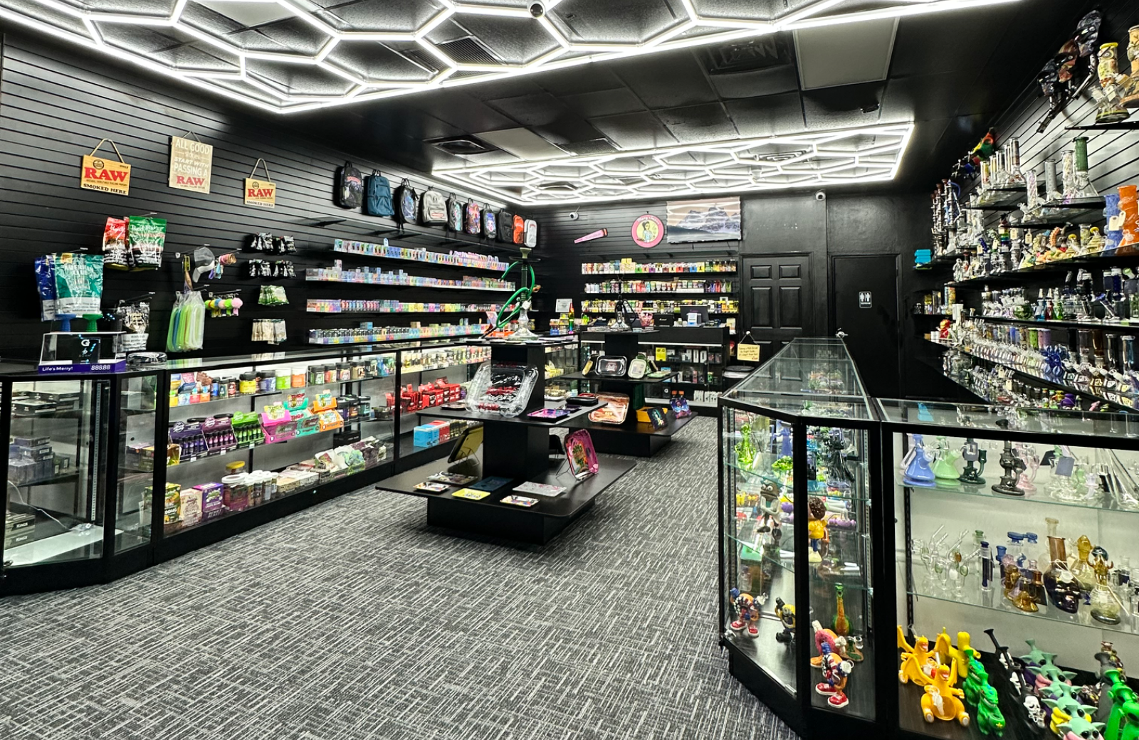 Huff N Puff Smoke Shop in Naples, FL United States - Apple Maps