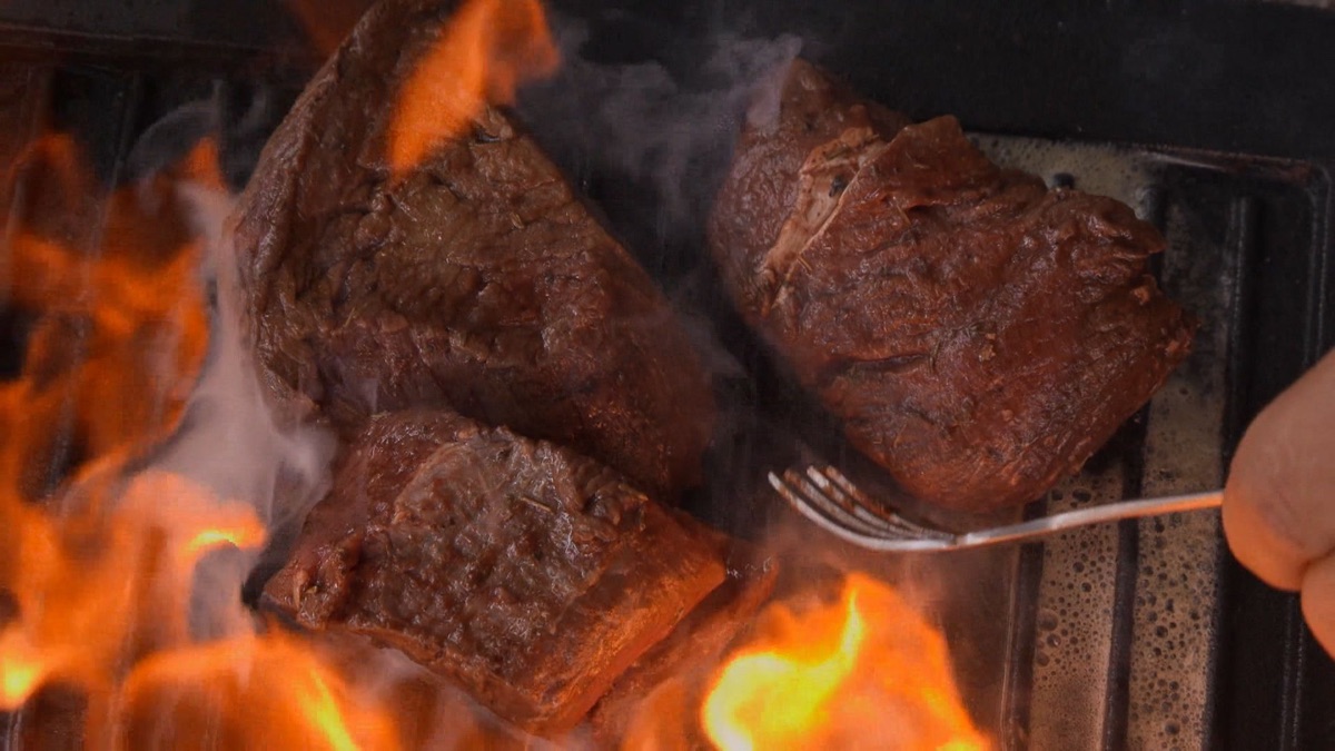 ‎Island of Meat – This Is Africa (Season 8, Episode 3) - Apple TV (CA)