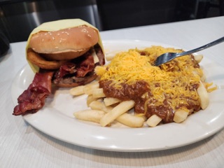 Michael's Super Burgers Photos