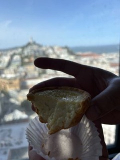 Golden Gate Bakery Photos