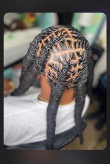 Loc’s With Seven