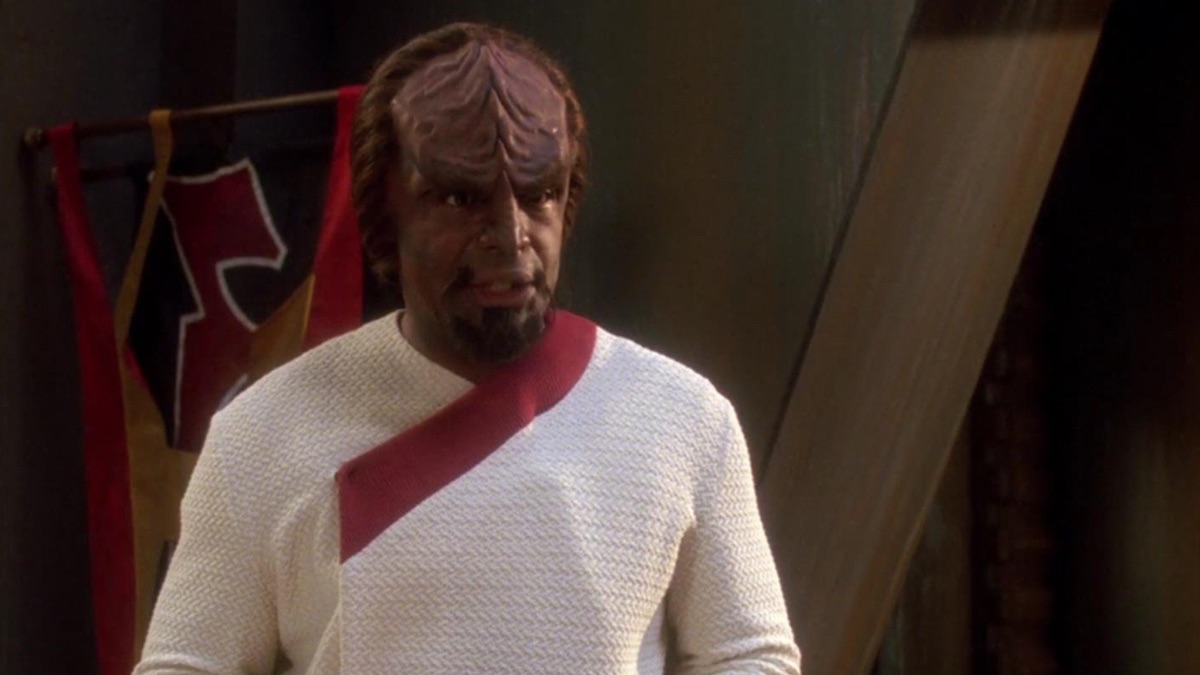 Firstborn - Star Trek: The Next Generation (Season 7, Episode 21) - Apple TV, image size:1200x675