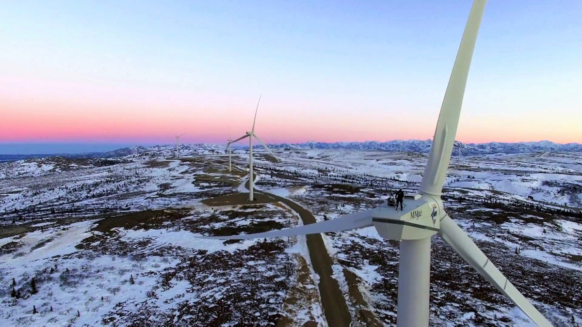 Gargantuan Off the Grid Alaska Mega Machines (Season 1, Episode 1