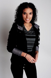Maria Nicole’s Hair and Makeup