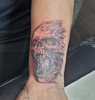 razorsedgeandpiercing