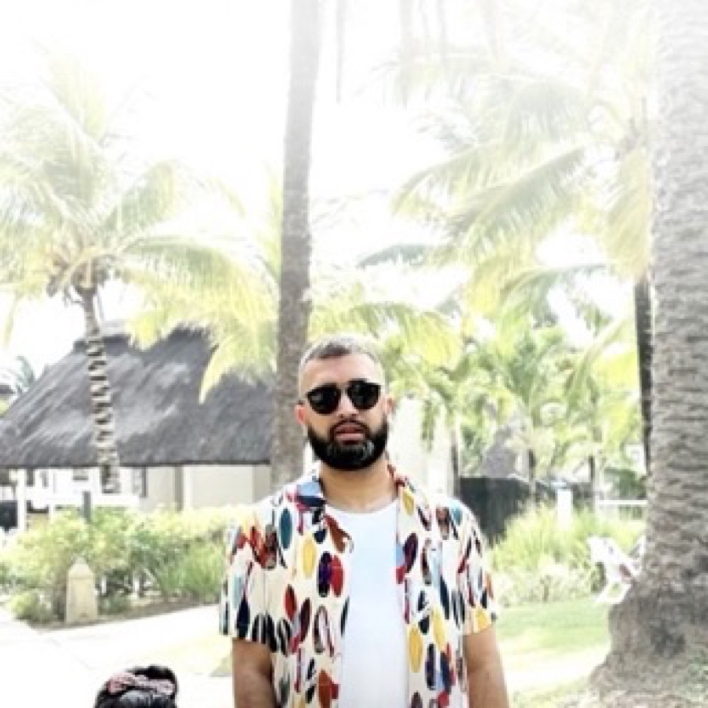 AppleMusic profile picture for @rakesh