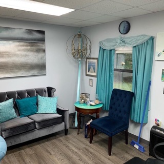 Karisa Beasley’s Studio Shag Hair Salon