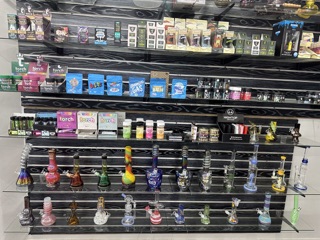 Smoke Shop-Convenience Store in Hallandale Beach, FL United States