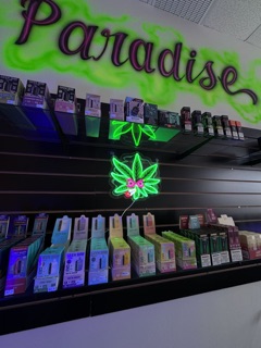 Smoke paradise in Houston, TX United States - Apple Maps