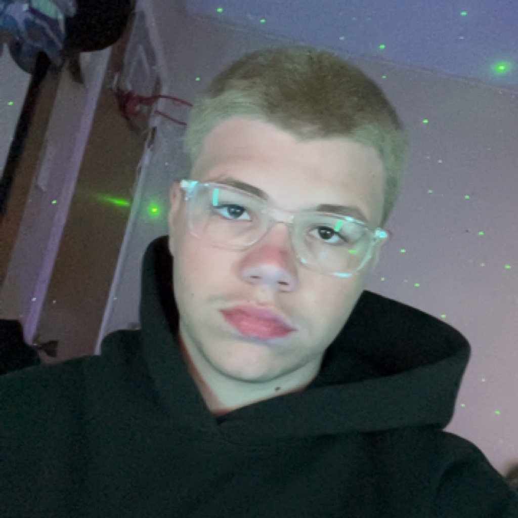 AppleMusic profile picture for @vulgar