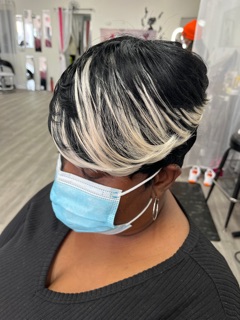 Carrie’s Unique Salon