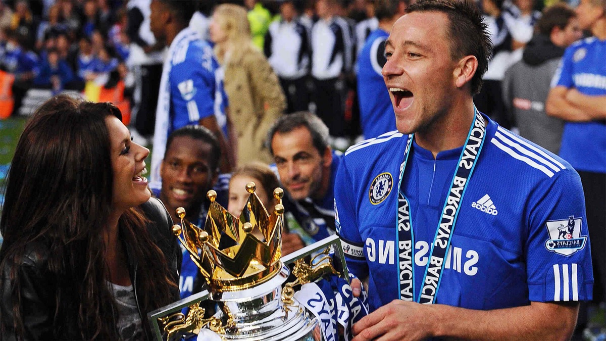 Fabulous Frenchmen faceoff 2 Apple TV