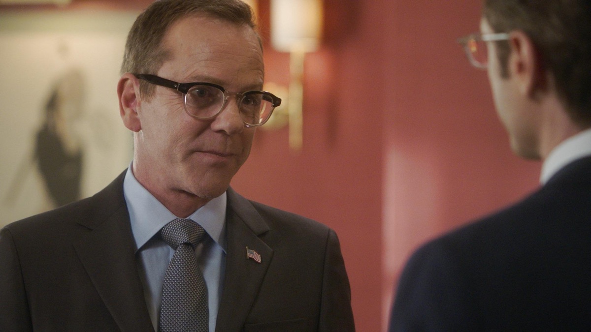 Suckers - Designated Survivor (Season 2, Episode 5) | Apple TV