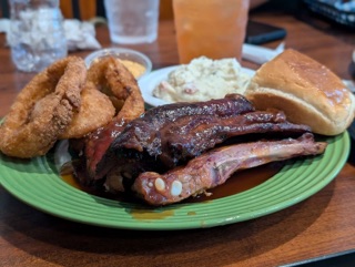 Lannie's Bar-B-Q 2
