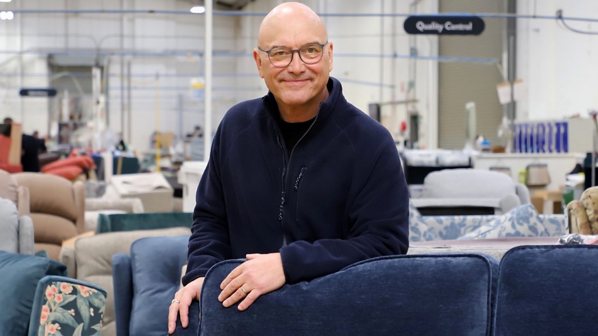 Sofas - Inside the Factory (Series 8, Episode 9) - Apple TV (UK)