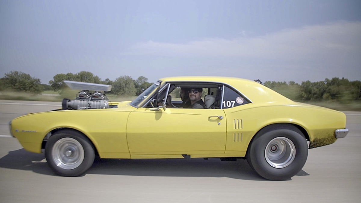 The Rubber Duck Firebird's Ultimate Drag Test! Roadkill (Season 10