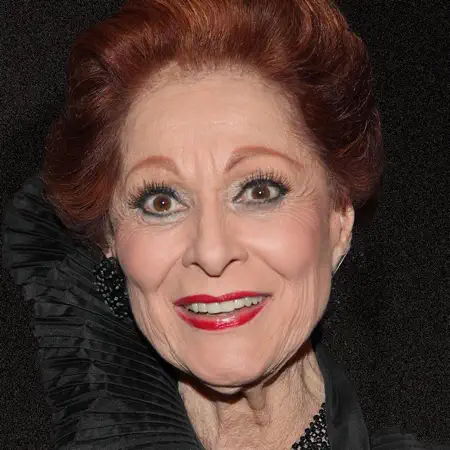 Carol Lawrence