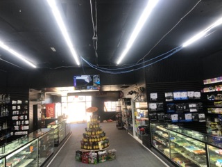vape shops in windsor Cloud City Vapes Ilford main image 0