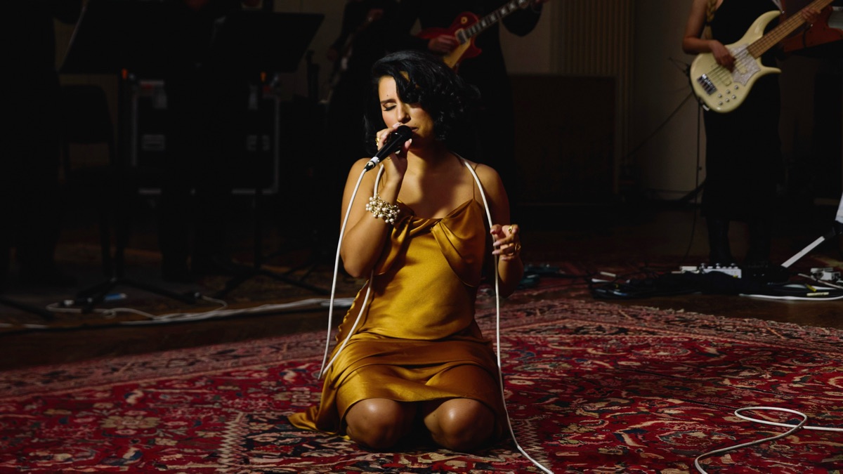 ‎RAYE - Concert For One (Season 1, Episode 1) - Apple TV