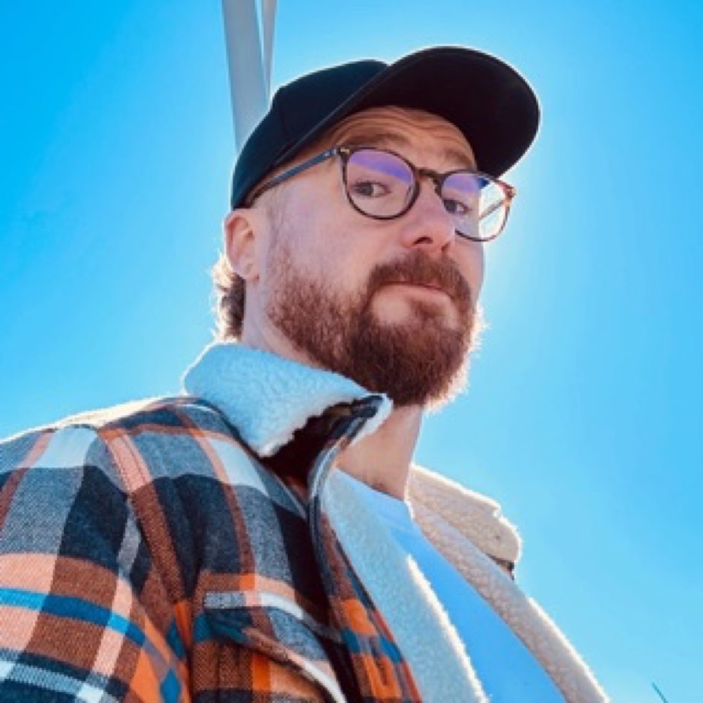 AppleMusic profile picture for @trot