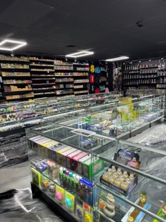 Sky Smoke Shop in Sarasota, FL United States - Apple Maps
