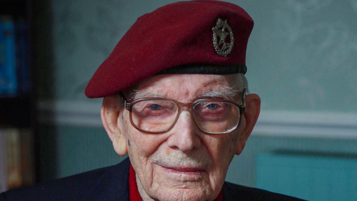 ‎D-Day: The Soldiers' Story - Apple TV