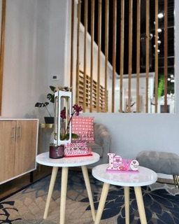 Creative Nails & Tan