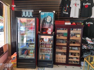 Smoker's Gift Shop in Manteca, CA United States