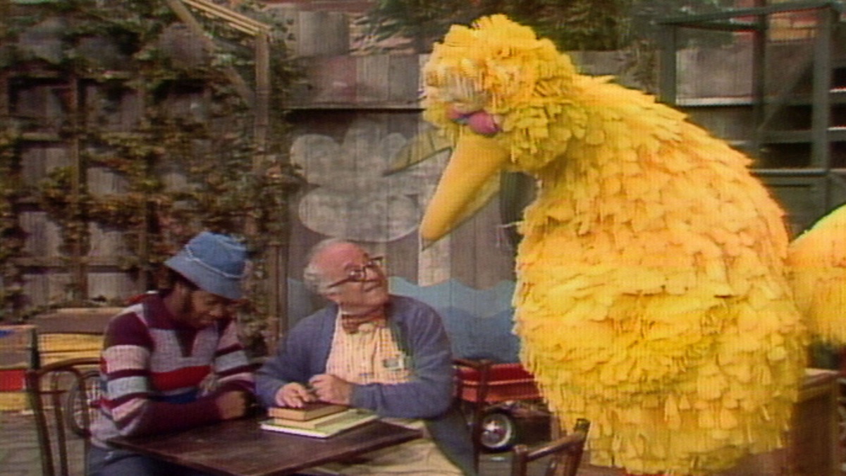 Mr. Hooper Goes Back to School - Sesame Street | Apple TV