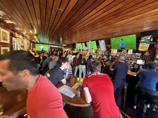 Kezar Pub Photos