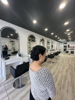 Trendy Salon