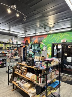 Hippie House Smoke & Vape Shop in Canton, OH United States - Apple Maps