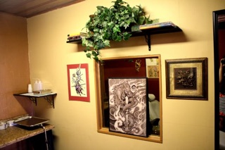 Avatar Tat2 and Art Gallery tattoo studio photo