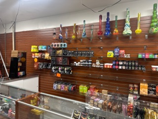 HQ Vape & smokeshop in Cincinnati, OH United States - Apple Maps