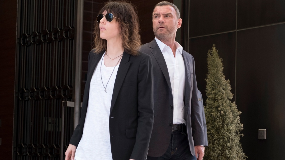 Una chica llamada Maria - Ray Donovan (temporada 6, episodio 6) - Apple ...