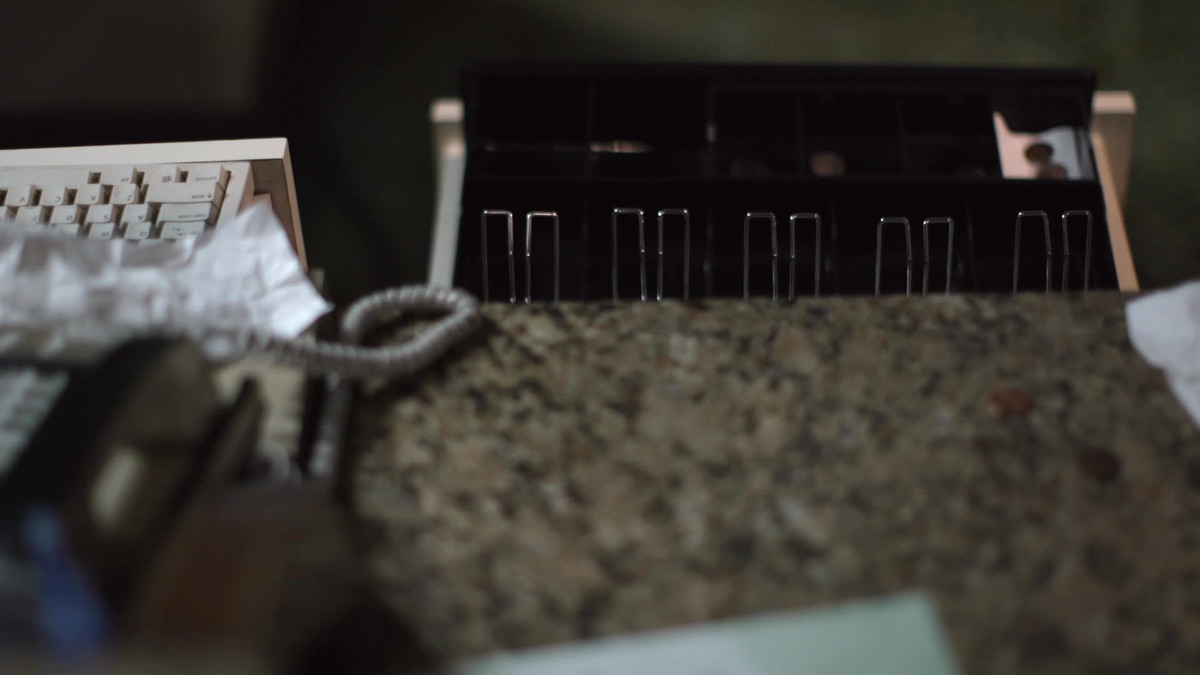 ‎A Bullet to the Heart - Cold Case Files (Series 4, Episode 8) - Apple ...