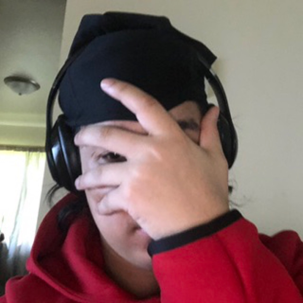 AppleMusic profile picture for @smirking