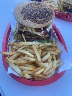 BurgerManiaa Photos