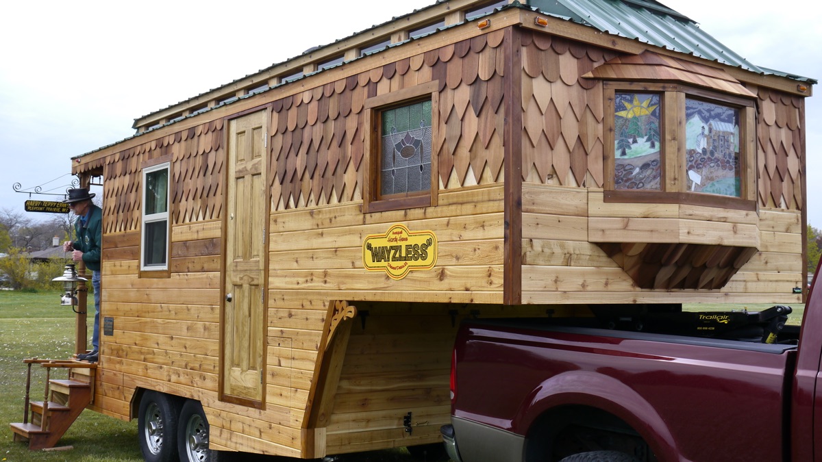 Cross-Country Castle And More - Extreme Rvs (Series 1, Episode 6 ...