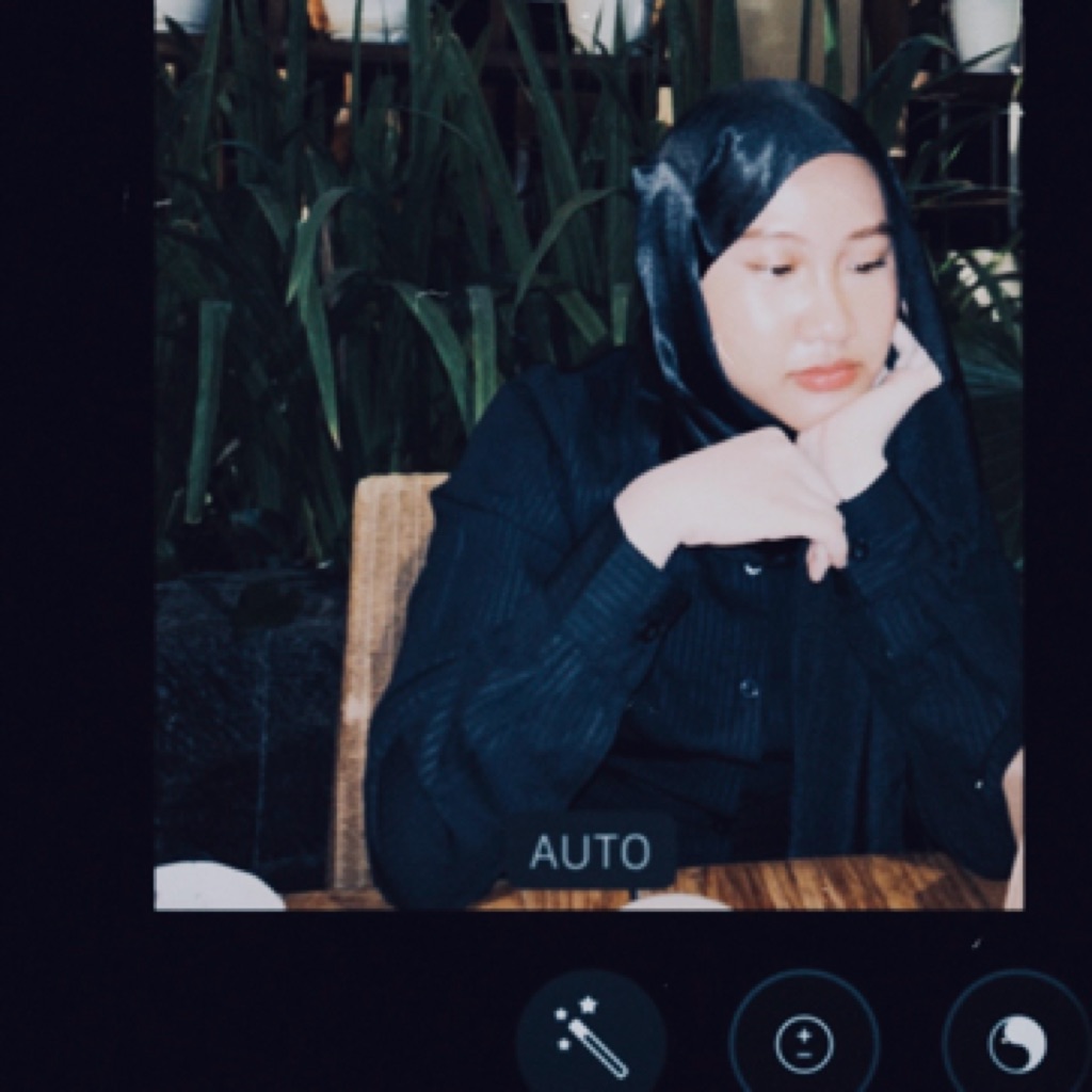 AppleMusic profile picture for @extravaganza